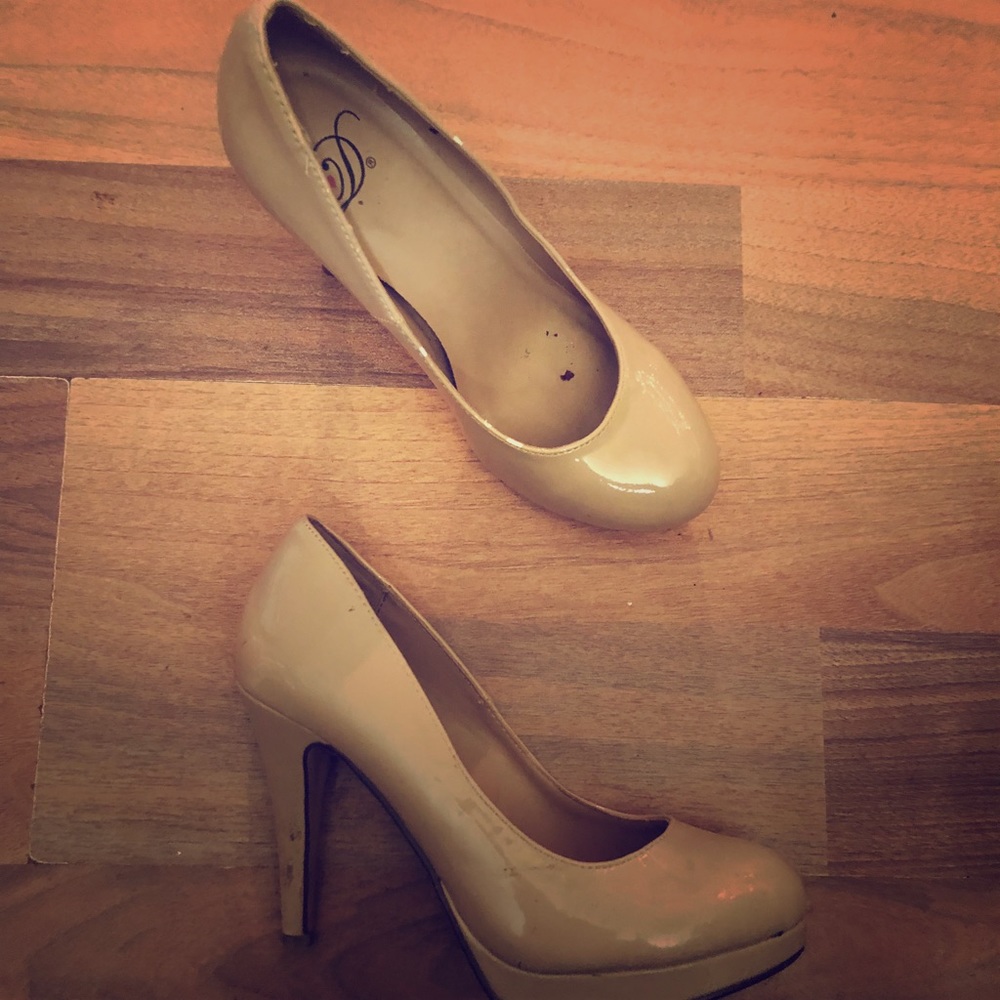 nude heels